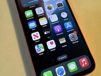 Apple iPhone 12
