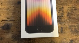 New
													Apple iPhone SE 3rd Gen 2022 - Unlocked, Midnight, 64 GB, A2595, photo 1 of 5