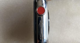 Good
													Apple Watch Series 3 42mm - Unlocked, Silver, A1861, Stainless, photo 5 of 9