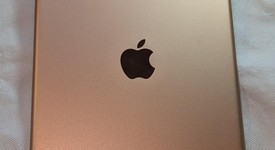 Good
													Apple iPad 6th Gen - Unlocked, Gold, 32 GB, A1954, photo 3 of 3