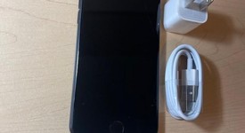 Fair
													Apple iPhone SE 2nd Gen 2020 - Unlocked, Black, 64 GB, A2275, photo 3 of 8