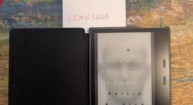 Good
													Amazon Kindle Oasis 10th Gen - Gray, 8 GB, WiFi Only, photo 2 of 11