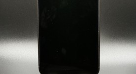 Fair
													Apple iPhone 11 Pro Max - Unlocked, Gold, 64 GB, A2161, photo 4 of 7