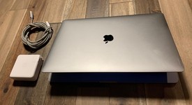 Fair
													MacBook Pro 2017 (With Touch Bar) - 15" - I7, Gray, 512 GB, 16 GB, photo 1 of 8