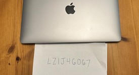 Fair
													MacBook Air 2020 - 13" - Apple M1, Silver, 256 GB, 8 GB, photo 1 of 7