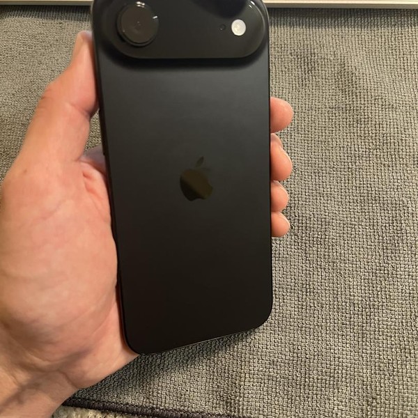 Apple iPhone Air - Unlocked, 512 GB, Space Black, A3260