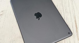 Good
													Apple iPad 8th Gen - Wi-Fi, Gray, 128 GB, A2270, photo 3 of 8