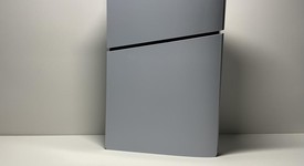 Mint
													PlayStation 5 Slim Digital Edition (2023) - White, 1 TB, photo 3 of 5