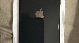 Good
													Apple iPhone SE 2nd Gen 2020 - T-Mobile, Black, 64 GB, A2275, photo 3 of 3