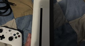 Fair
													Xbox One S (2016) - White, 500 GB, photo 5 of 8