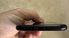 Good
													Apple iPhone Xr - AT&T, Black, 128 GB, A1984, photo 4 of 7