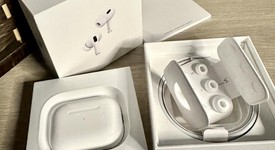 Used
													Apple AirPods Pro 2 - Lightning, photo 4 of 8