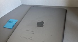 Fair
													Apple iPad 6th Gen - Wi-Fi, Gray, 32 GB, A1893, photo 4 of 7