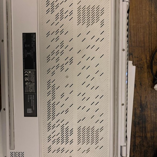 Asus ROG Zephyrus G14 (2022) GA402 - 1 TB, White, 32 GB, AMD Ryzen 9, QHD+ Plus