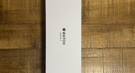 Good
													Apple Watch Series 3 42mm - Gray, A1859, Aluminum - GPS, photo 4 of 8