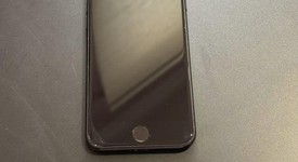 Good
													Apple iPhone SE 2nd Gen 2020 - Unlocked, Black, 64 GB, A2275, photo 2 of 7