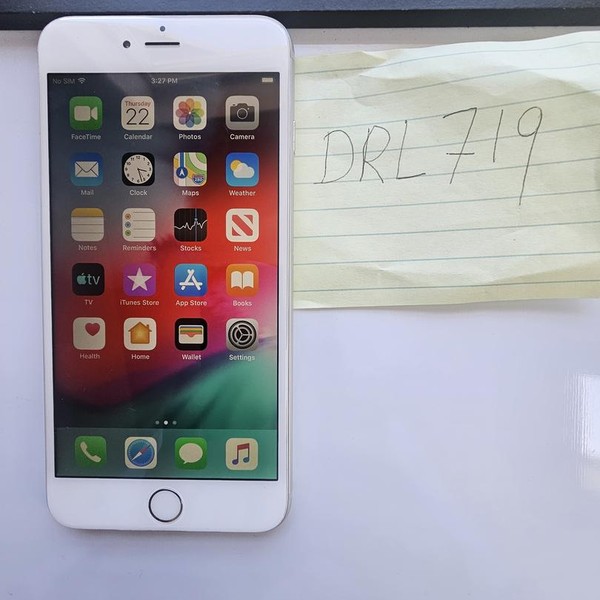 Apple iPhone 6 Plus - Unlocked, 16 GB, Silver, A1522