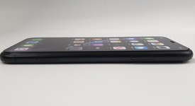 Good
													Apple iPhone Xr - Unlocked, Black, 64 GB, A1984, photo 5 of 10