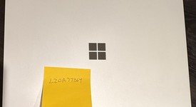 Mint
													Microsoft Surface Laptop 2 - I5, Platinum, 128 GB, 8 GB, photo 2 of 18