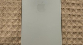 Good
													Apple iPhone 15 Pro Max - Unlocked Non-US, White, 256 GB, A3108, photo 2 of 5