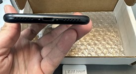 Mint
													Apple iPhone SE 3rd Gen 2022 - Unlocked, Midnight, 64 GB, A2595, photo 5 of 6