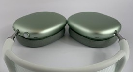 Used
													Apple AirPods Max - Green, photo 6 of 6