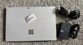 Good
													Microsoft Surface Pro 6 - Wi-Fi, Silver, 128 GB, 8 GB, photo 3 of 5