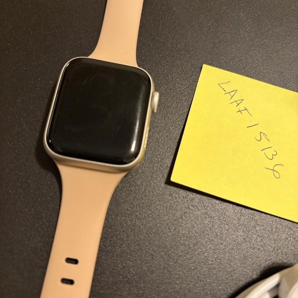 Apple Watch SE 2nd Gen 40mm - Starlight, A2722 - GPS, Aluminum