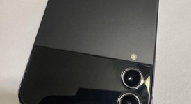 Good
													Samsung Galaxy Z Flip4 5G - Verizon, Graphite, 256 GB, 8 GB, SM-F721U, photo 5 of 8