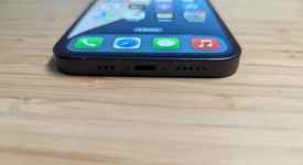 Fair
													Apple iPhone 12 - Unlocked, Black, 128 GB, A2172, photo 3 of 15