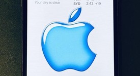 Good
													Apple iPhone Xs - Unlocked, Silver, 256 GB, A1920, photo 2 of 9