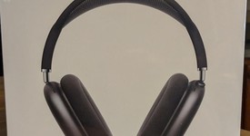 New
													Apple AirPods Max - Gray, photo 3 of 4