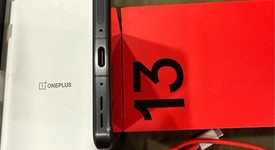 Mint
													OnePlus 13 - Unlocked, Black Eclipse, 512 GB, 16 GB, photo 5 of 9