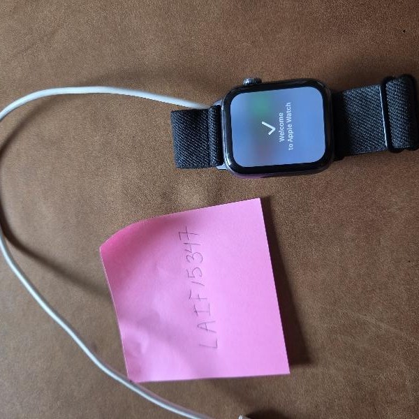 Apple Watch Series 4 44mm - Gray, A1978 - GPS, Aluminum
