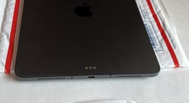 Good
													Apple iPad Air 4th Gen - Unlocked, Gray, 64 GB, A2324, photo 3 of 8
