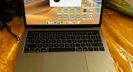 Good
													MacBook Pro 2017 (With Touch Bar) - 13" - I7, Gray, 512 GB, 16 GB, photo 5 of 5