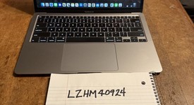 Good
													MacBook Air 2020 - 13" - I3, Gray, 256 GB, 8 GB, photo 5 of 11