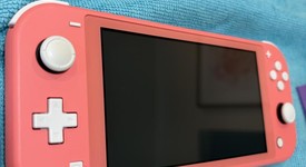 Mint
													Nintendo Switch Lite - Coral, photo 3 of 10