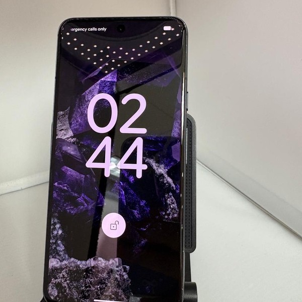 Google Pixel 8 - Unlocked, 128 GB, Obsidian, 8 GB, GKWS6, mmWave 5G
