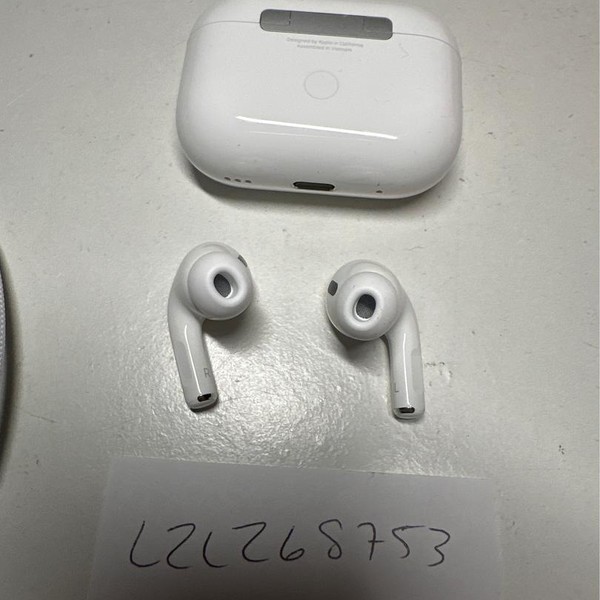 Apple AirPods Pro 2 - USB-C
