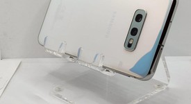 Good
													Samsung Galaxy S10e - Unlocked, White, 256 GB, 8 GB, SM-G970U1, photo 2 of 2