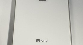 Mint
													Apple iPhone Xr - Unlocked, White, 128 GB, A1984, photo 4 of 5