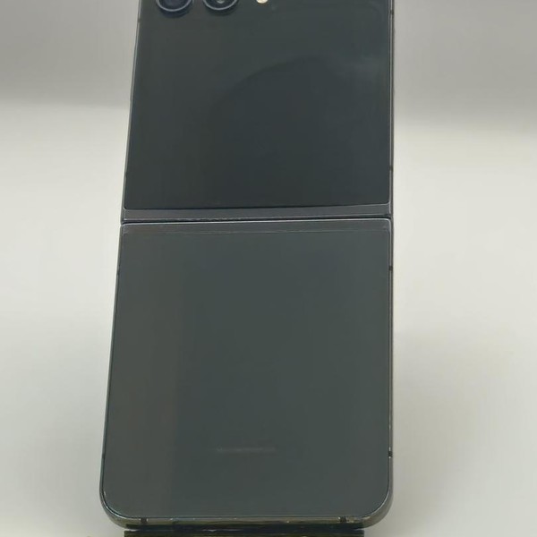 Samsung Galaxy Z Flip5 - Unlocked, 512 GB, Graphite, 8 GB, SM-F731U1