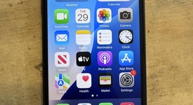 Fair
													Apple iPhone SE 3rd Gen 2022 - T-Mobile, Midnight, 64 GB, A2595, photo 1 of 11