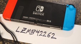 Good
													Nintendo Switch - Red & Blue, 32 GB, photo 3 of 4