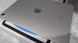 Good
													Apple iPad 10th Gen - Wi-Fi, Silver, 64 GB, A2696, photo 3 of 5
