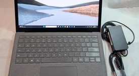 Good
													Microsoft Surface Laptop 3 - I7, Platinum, 512 GB, 16 GB, 13.5", photo 1 of 8