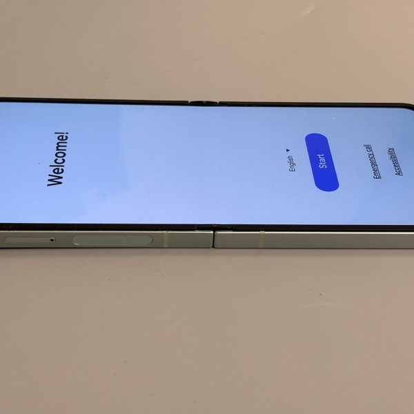 Samsung Galaxy Z Flip6 - Unlocked, 512 GB, Mint, 12 GB, SM-F741U1