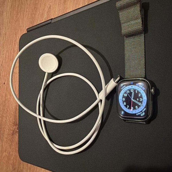Apple Watch Series 11 42mm - Verizon, Natural, A3335 - Cellular, Titanium