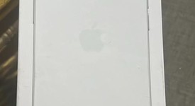 New
													Apple iPhone 16 - Verizon, White, 256 GB, A3081, photo 2 of 4
